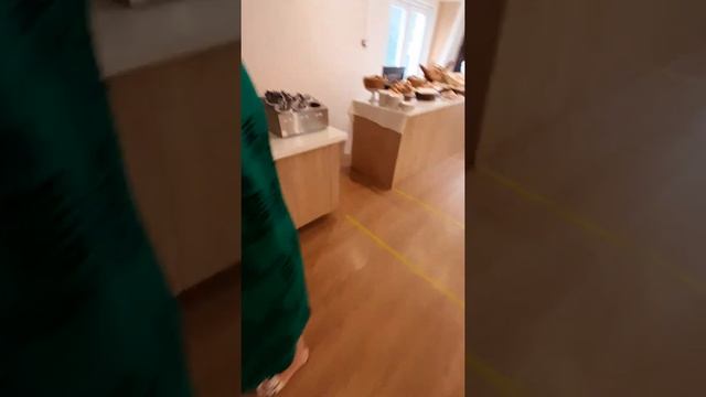 26 июля 2020 г. Пансионат "Бургас", Сочи, Кудепста. Завтрак в ресторане пансионата. смотреть онлайн