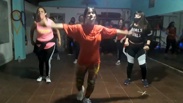VELOCIDAD 6 - Andrea Stella - ZUMBA / Dance Fitness смотреть онлайн