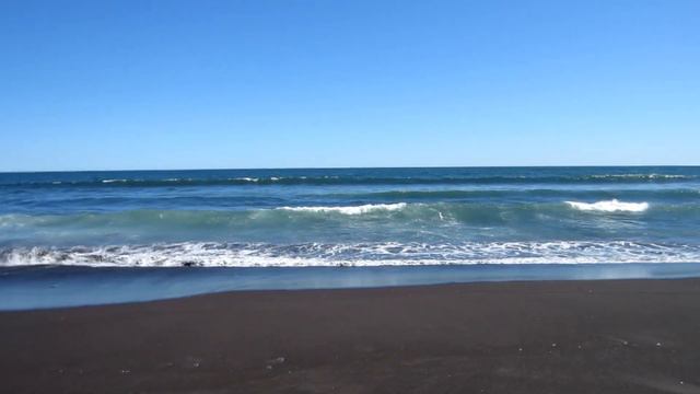 ВОЛНЫ ТИХОГО ОКЕАНА. КАМЧАТКА. ХАЛАКТЫРСКИЙ ПЛЯЖ / PACIFIC OCEAN. KAMCHATKA. KHALAKTYRSKY BEACH смотреть онлайн