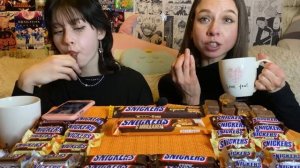 МУКБАНГ?СНИКЕРС/ ВСЕ ВИДЫ/ ШОКОЛАД/ ?МОРОЖЕНОЕ / Отвечаем на вопросы/ MUKBANG SNICKERS
