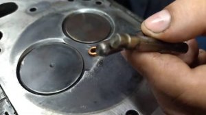 Замена стаканов форсунок китаец SHACMAN, HOWO, WP10 WP12