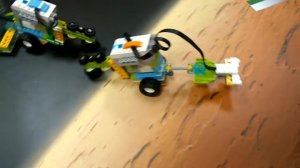 WeDo 2.0. 
Космические проекты. 
Синхронизация луноходов