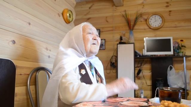 В гостях у ветерана ВОВ. Балезино2017. Касимова Адия Ситдыковна смотреть онлайн