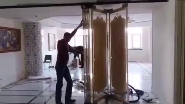 Раздвижная межкомнатная перегородка из закаленного стекла смотреть онлайн