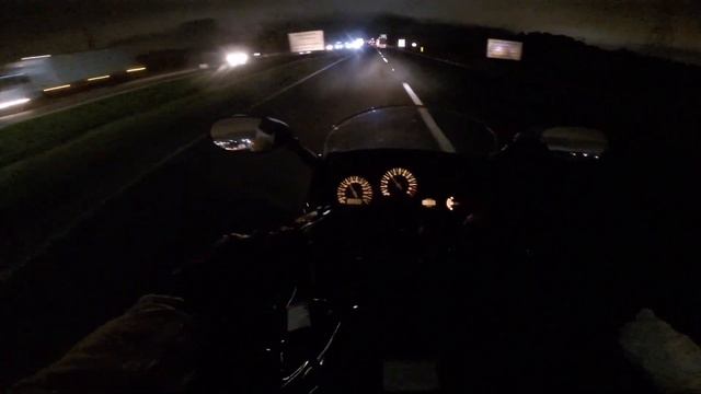 Suzuki Katana GSX 750F Teste de lampada phillips xtreme City vision Moto смотреть онлайн