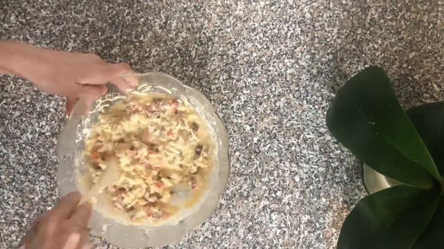Prepara Pizza Frita con los Ingredientes que tengas a mano! Un aperitivo muy sabroso! смотреть онлайн