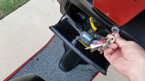 1984 Honda Elite 125 CH125 scooter tachometer | Ruby the Elite