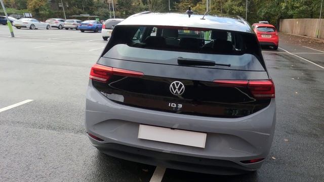 Volkswagen ID3 | Life Pro Performance 58kWh 5dr Auto | Grey смотреть онлайн