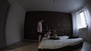 ПОЦЕЛУЙ НА ШЕЕ ОТ ДРУГОЙ ДЕВУШКИ ПРАНК  Изменил девушке   Пранк над девушкой