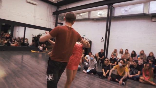 Brazuka 2020. Anton Kolomin & Julia Ivanova #Zouk J&J Intermediate Final смотреть онлайн