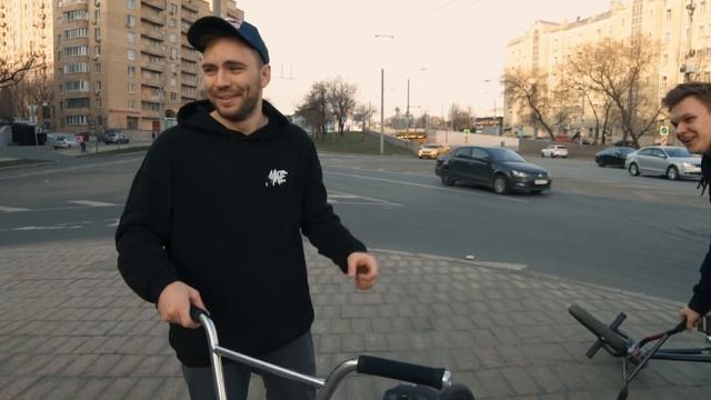 Весенний стрит на BMX по улицам Москвы. Bangers only смотреть онлайн