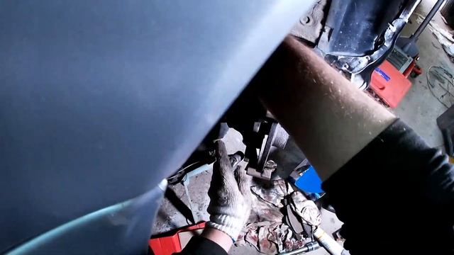 Audi 100 c4 how to put a shock absorber strut suspension смотреть онлайн