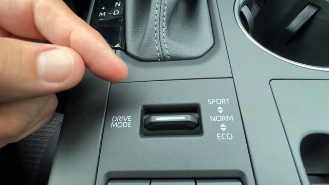 2023 Toyota Highlander LE (FULL Button Tutorial) смотреть онлайн