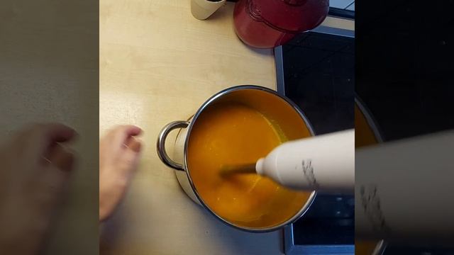Kürbissuppe / Тыквенный суп немного по иначе/В нашей семье готовим так смотреть онлайн