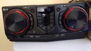 Mini System LG CJ44  440W