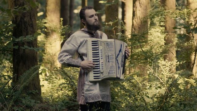 Simon Khorolskiy – Сложив златой венец смотреть онлайн