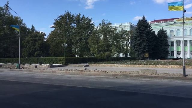 Мелитополь!Ремонт дороги!Укладка нового асфальта на проспекте Б.Хмельницкого смотреть онлайн