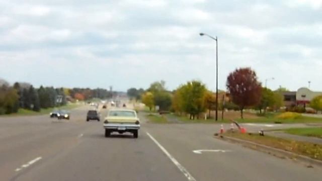 Phoenician Yellow 1964 Ford Falcon Futura Hardtop - Fall 2018 смотреть онлайн