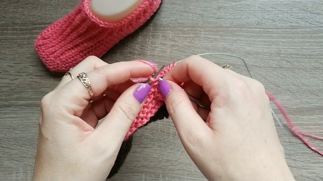 Простые тапочки,которые начинаются с подошвы! Подробный МК. смотреть онлайн