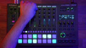 Roland MC-707 GROOVEBOX: Performance