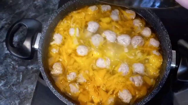 Суп с лапшой и фрикадельками