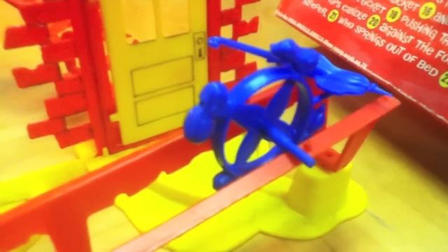 Crazy Clock Game Mousetrap Toy Review by Mike Mozart of TheToyChannel Funny смотреть онлайн