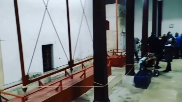 Ханский дворец рассыпается, калорийный Бахчисарай смотреть онлайн