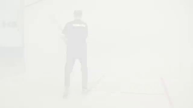 Coaching Squash Tip Return of Serve: Get into a Sideways Position to Improve Squash Game смотреть онлайн