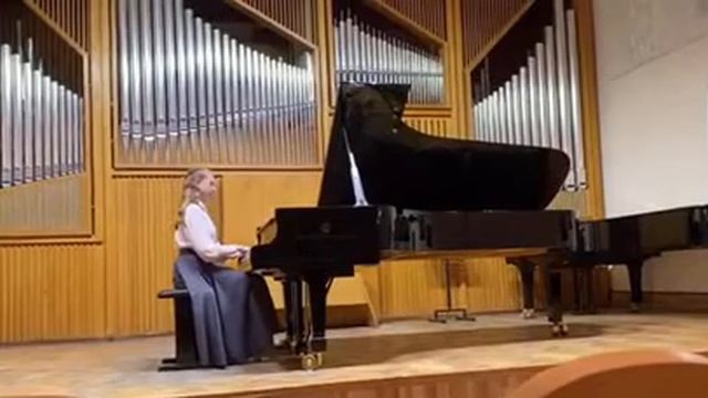 Ф. Шопен Полонез cis-moll. Исп. Винокурова Анастасия смотреть онлайн