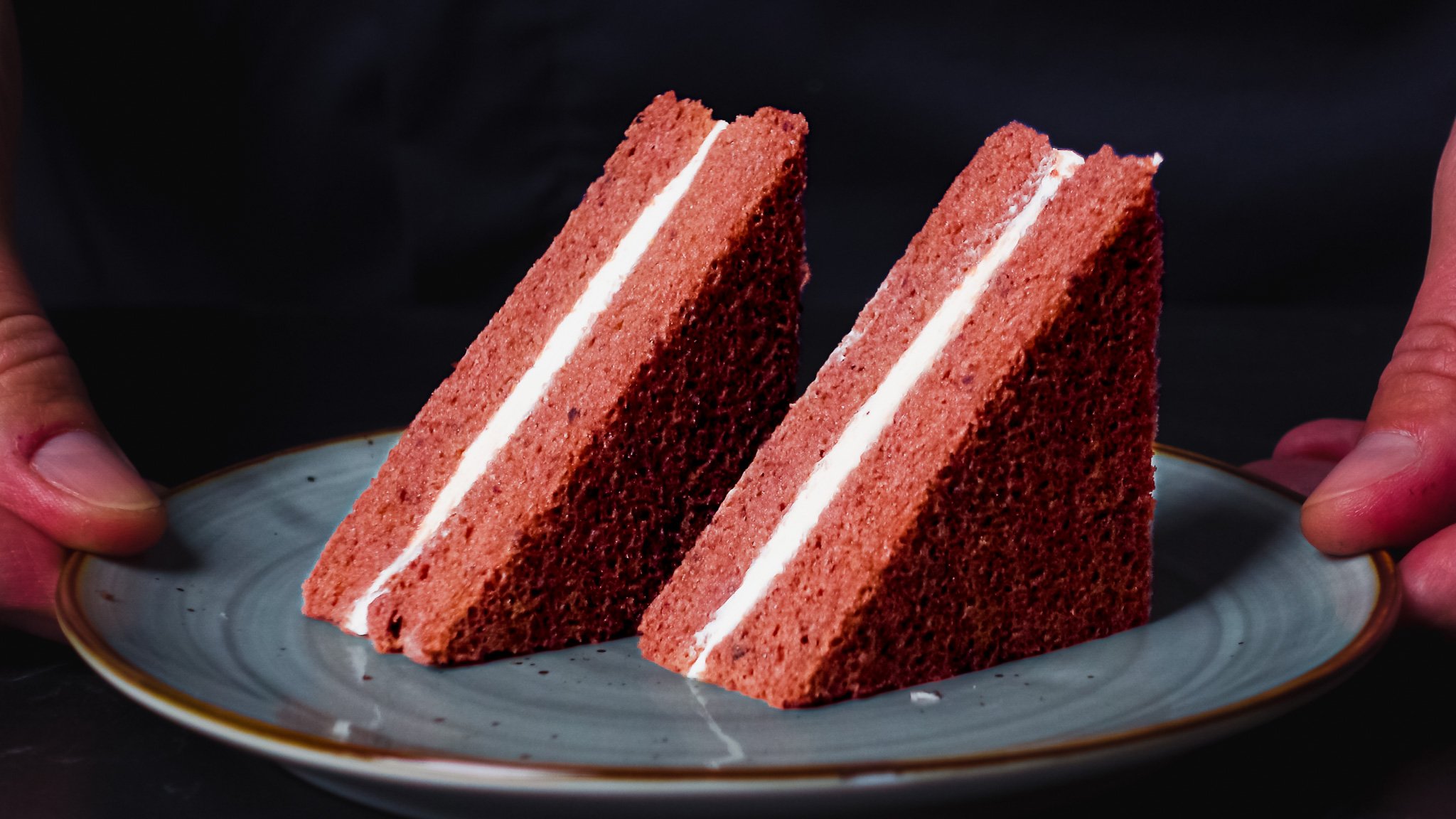 Любимое лакомство детей — шоколадный ломтик с кремом. В магазине больше не покупаю смотреть онлайн