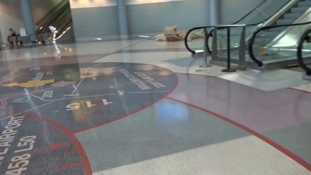 Large Dover/KONE Scenic Elevators - McCarran Airport - Las Vegas, Nevada смотреть онлайн