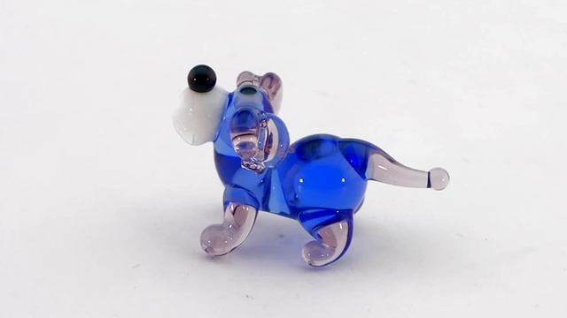 Стеклянный подарок Собака смотреть онлайн