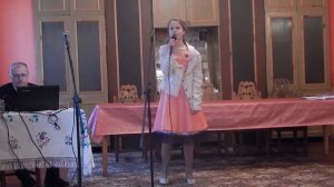 ЯГОДА МАЛИНА   Поёт  Оля  Гвоздовская 13 лет  СУПЕР ТАЛАНТ !!!!