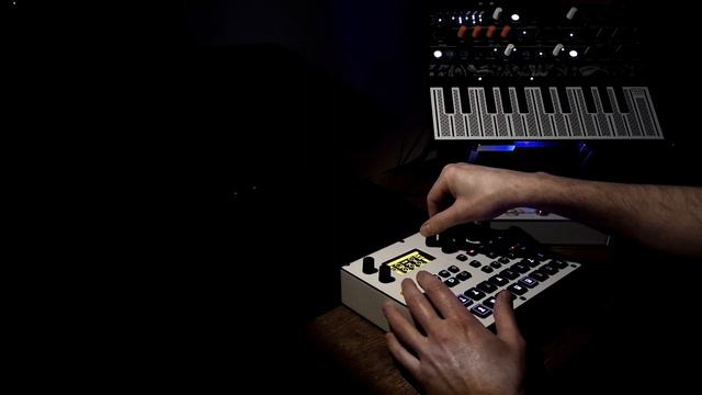 #Jamuary2023 Day 22 BONES/Digitakt, Arturia Microfreak, Hologram Microcosm/ смотреть онлайн