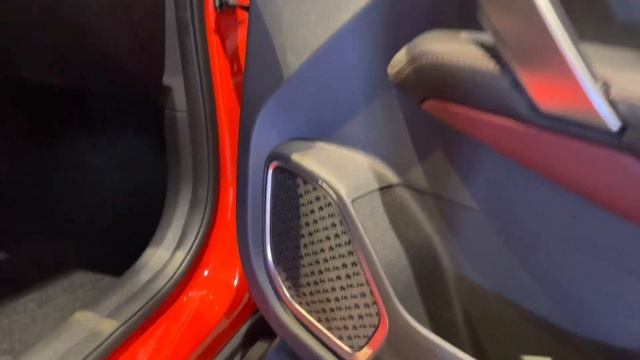 GEELY COOLRAY 2023: the cool thing has come |visit &check in showroom in Cambodia (deep walk-around смотреть онлайн