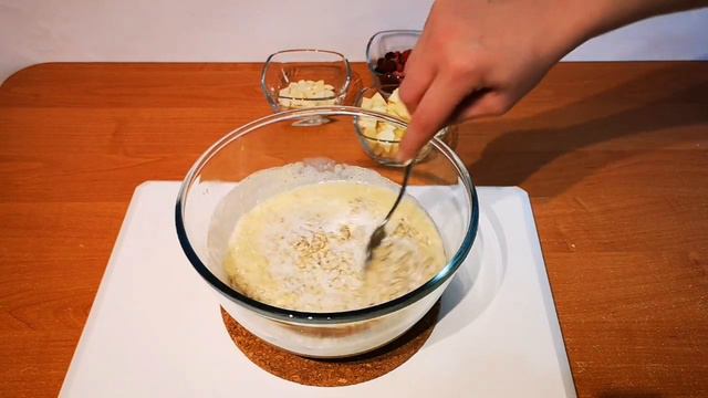 Tired of porridge? Make a cake! Recipe for oatmeal with fruit. Tasty and simple смотреть онлайн