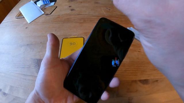 Как поменять защитную плёнку (стекло) на экране смартфона, чтобы не было пузырьков смотреть онлайн