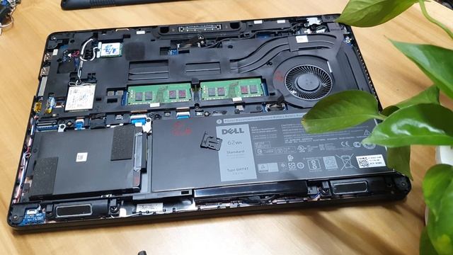 Nâng cấp 4G LTE máy Dell Latitude E5570 | Gắn sim 4G cho laptop Dell смотреть онлайн