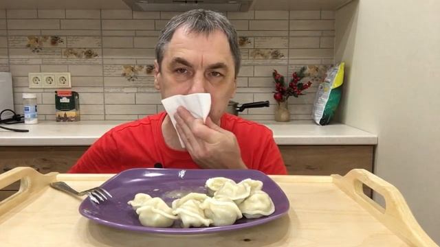 МУКБАНГ/ ЕВГЕНИЙ КОВАЛЕВ ПРОСТО АНГЕЛ ПО СРАВНЕНИЮ С НИМИ / О ДВУХ ИРОЧКАХ / ПЕЛЬМЕНИ смотреть онлайн
