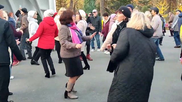 МОЯ, МОЯ! ТАНЦЫ ХАРЬКОВ УКРАИНА НОЯБРЬ 2023 #kharkiv #dance смотреть онлайн