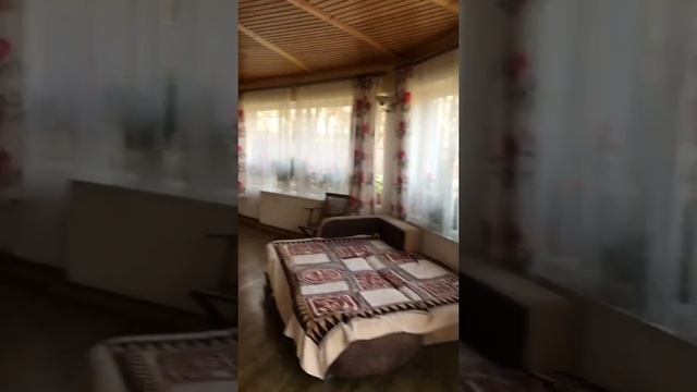 Аренда дома в Крыму по суточно.Байдарская долина с.Кизиловое. смотреть онлайн