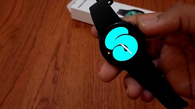 Samsung Galaxy Watch 4 Tamil (தமிழ்) - Unboxing & First Impressions #GalaxyWatch4 #GalaxyWatch4Tami смотреть онлайн