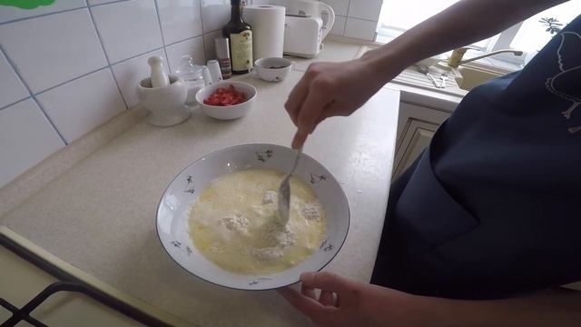 Маффины с шоколадом и клубникой|| Простой и быстрый рецепт|| смотреть онлайн