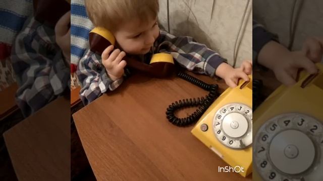 Телефон в руках ребенка смотреть онлайн