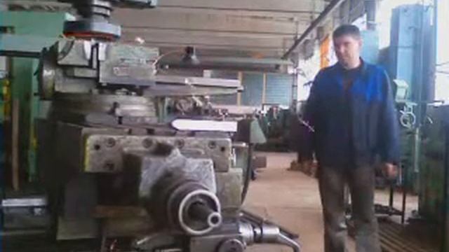 работа на фрезерном и токарном станке станке смотреть онлайн