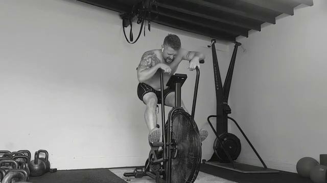 Assault Bike Interval Workout смотреть онлайн