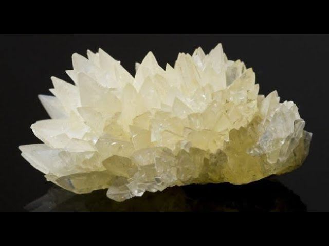 КАЛЬЦИТ. ЧЕМ ИНТЕРЕСЕН. СВОЙСТВА. смотреть онлайн