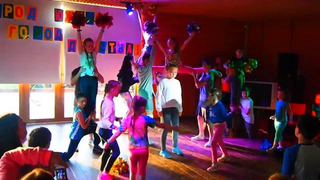 Черлидинг в "Лагуне Юг", 2017 смотреть онлайн