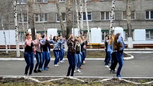 Флешмоб. смотреть онлайн