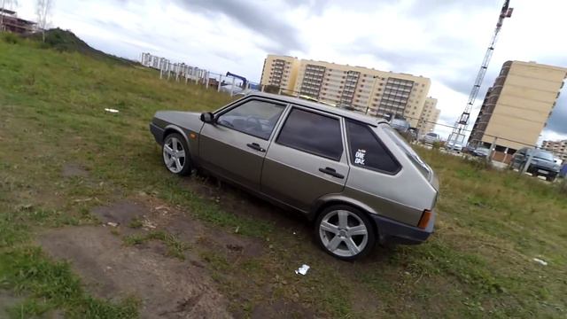 ДЕВЯТКА НА СЕМНАШКАХ.Снова поставил 17 диски!Наклейки на машину. смотреть онлайн